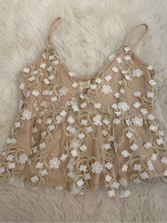 Altar'd State Tops - Altar'd State Nude and White Floral Embroidered Lace Cami
